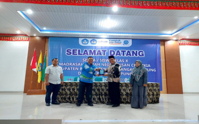 Persiapkan Siswa ke Perguruan Tinggi, MAN IC Bangka Tengah Kunjungi Unila