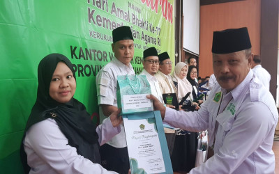 MAN IC Bateng Raih Penghargaan Kontributor Berita Terbanyak
