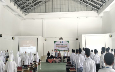 Siswa MAN IC Bangka Tengah Ikuti Pembekalan Penulisan KTI